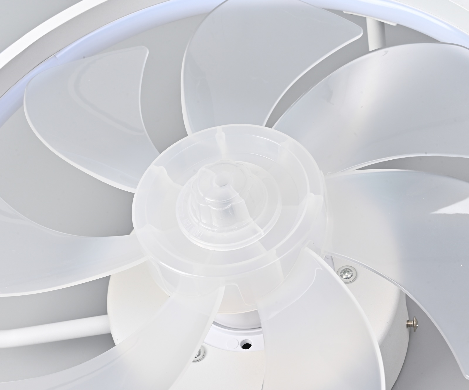 مروحة سقف 55 واط مع إضاءة، مرو - مراجعة Smart Home Ventilation System وسعره